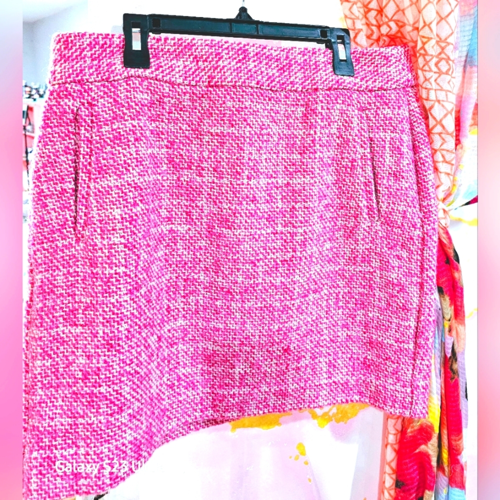Banana Republic Hot Pink & White Skirt